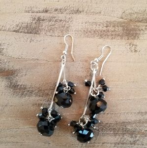 NEW! Silver dangle earrings